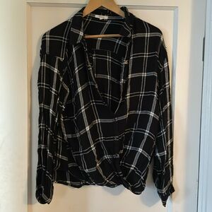 Women’s plaid shirt